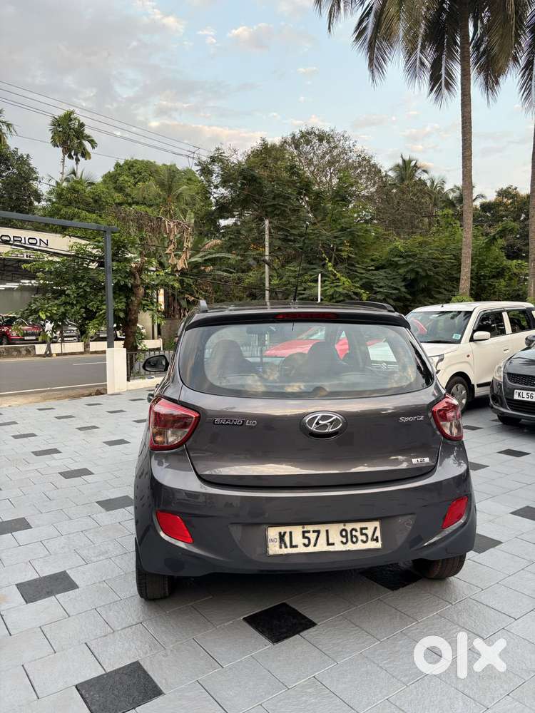Hyundai Grand I10 Sportz 1.2 Kappa Vtvt, 2015, Petrol