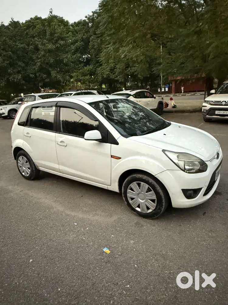 Ford Figo 1.2 Petrol 2012
