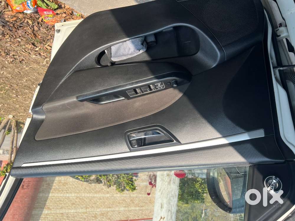 Maruti Suzuki Swift 2016