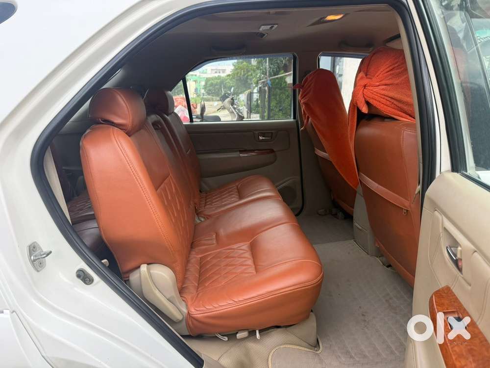 2011 Toyota Fortuner Diesel Manual