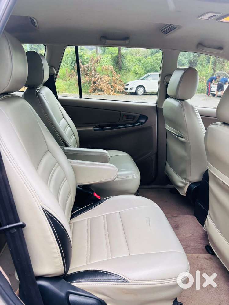 Toyota Innova 2.5 G (diesel) 7 Seater, 2016, Diesel