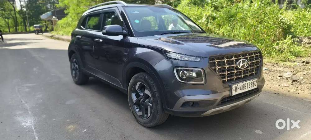Hyundai Venue 2021 Petrol Well Maintained