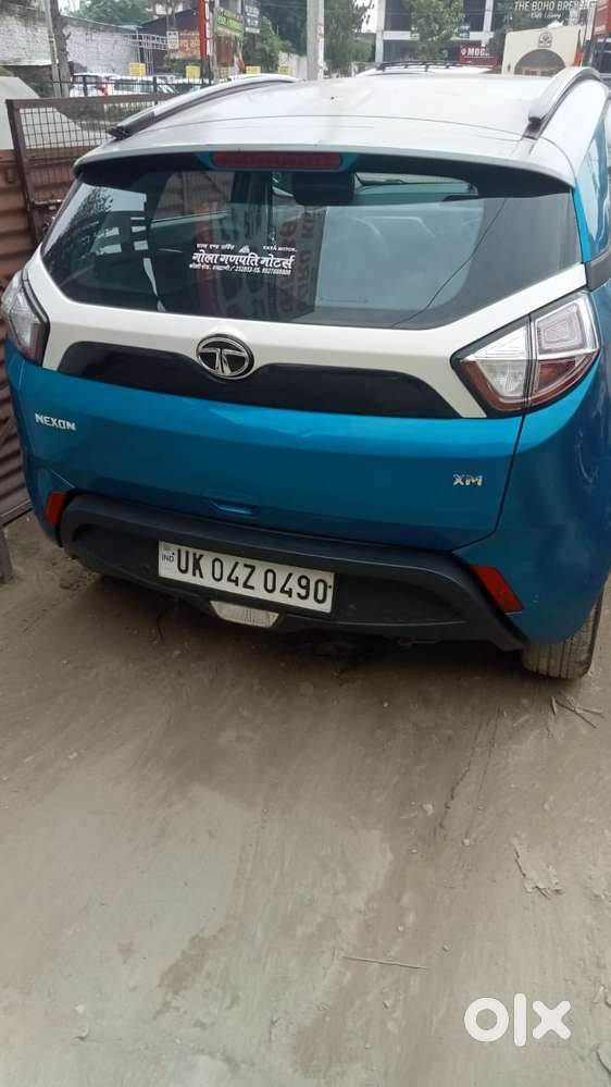 Tata Nexon, 2017, Petrol