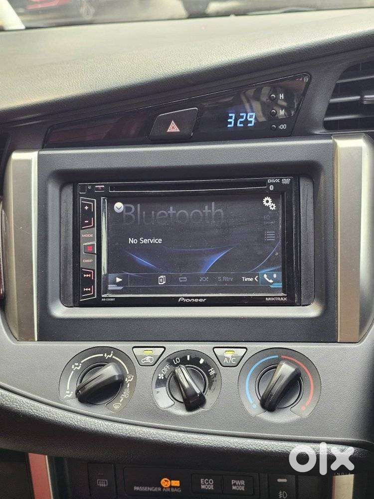 Toyota Innova Crysta 2.8 Gx Automatic 8 Str, 2016, Diesel