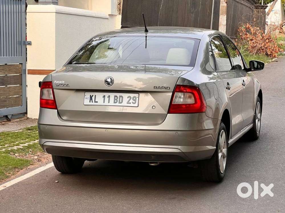 Skoda Rapid [2016-2021] 1.6 Mpi Style Plus, 2016, Petrol