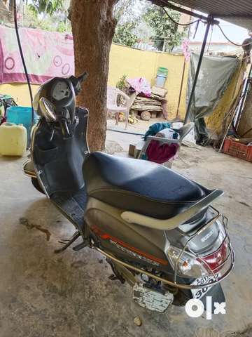 Olx jagdalpur top scooty