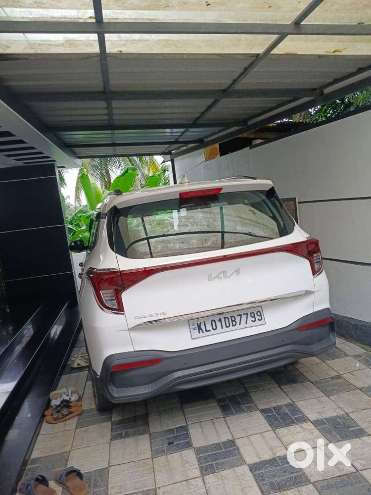 Kia Carens 2024 Petrol
