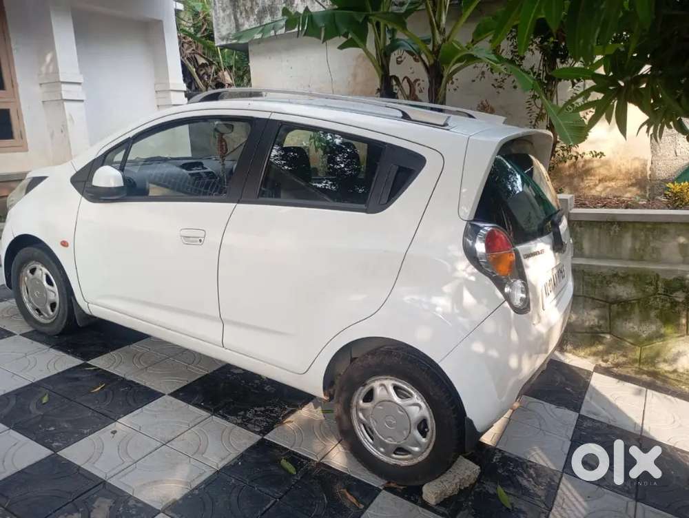 Chevrolet Beat 2010 Petrol 64200 Km Driven