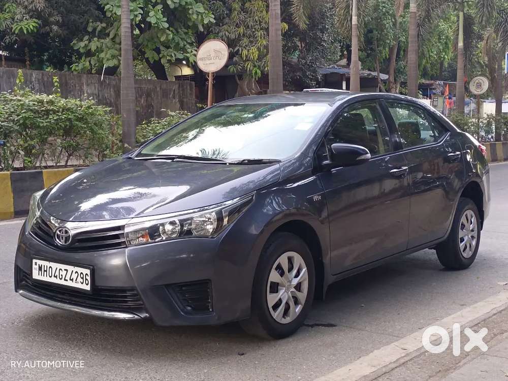 Toyota Corolla Altis 1.8 J 2015 Pure Petrol Car At Mulund West Mumbai