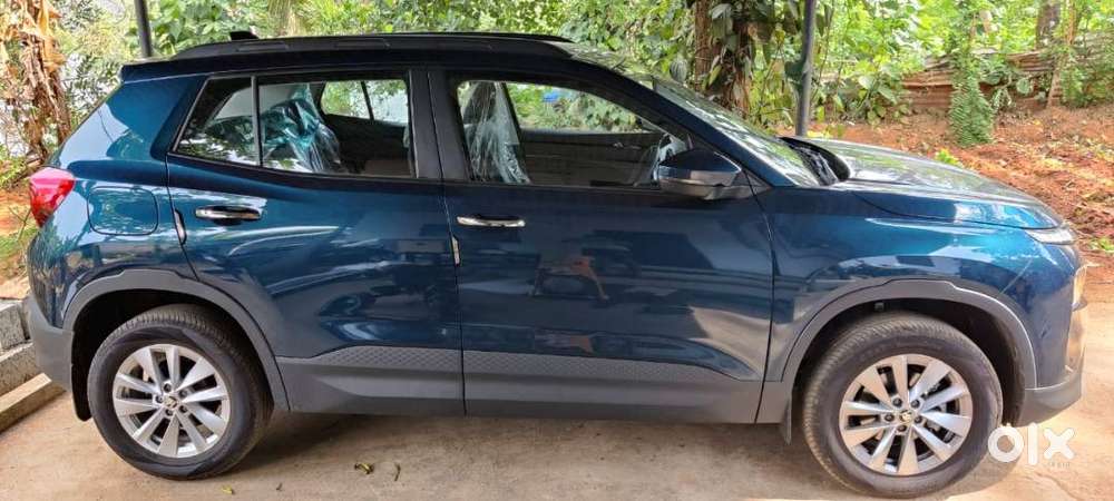 Skoda Kylaq 2025 Petrol 4900 Km Driven
