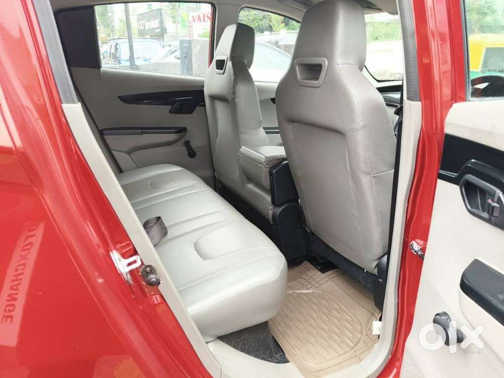 Mahindra Kuv 100 2016-2017 Mfalcon G80 K4 Plus, 2016, Petrol