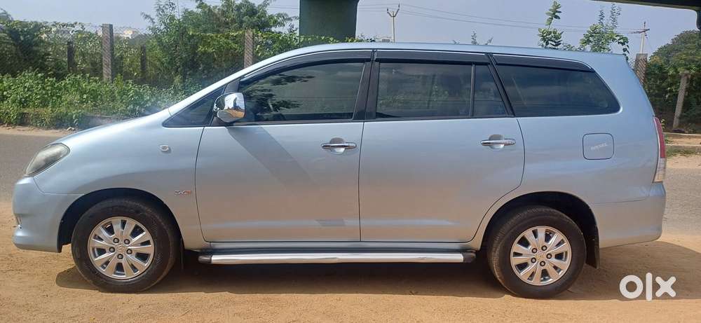 Toyota Innova, 2011, Diesel