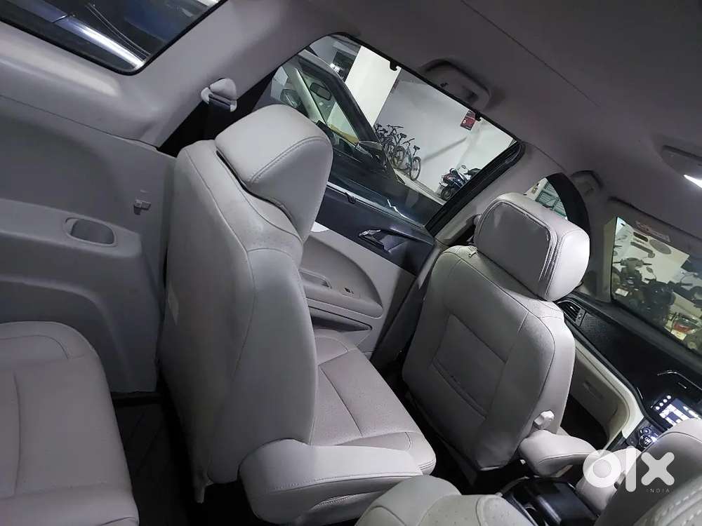 Mahindra Marazzo M8 (top Variant) For Sale