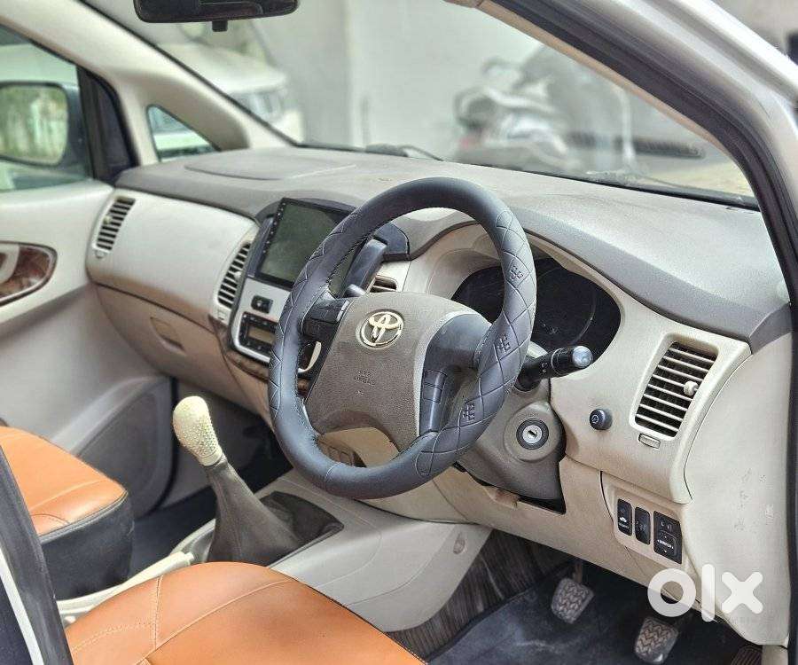 Toyota Innova 2012-2013 2.5 Vx (diesel) 8 Seater Bs Iv, 2012, Diesel