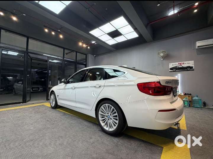 Bmw 3 Series Gt 320d Luxury Line, 2018, Diesel