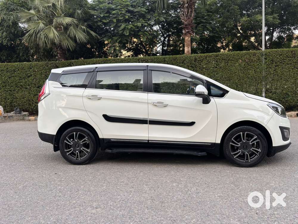 Mahindra Marazzo M8, 2020, Diesel