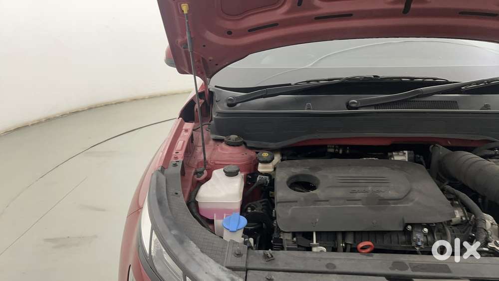 Hyundai Venue Sx (o) Mt 1.5 Diesel, 2024, Diesel
