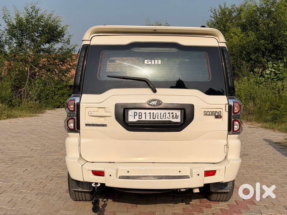 Scorpio S10 2017/18 2nd Owner Pb No Km 98000