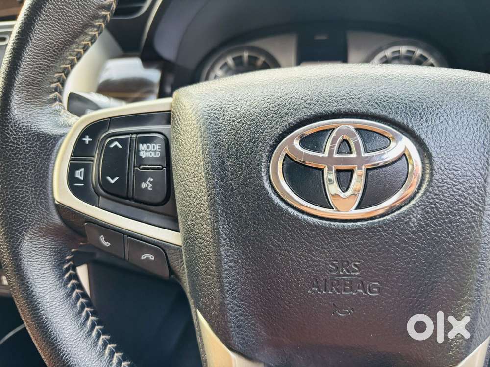 Toyota Innova Crysta