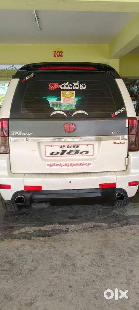 Tata Safari Storme 2018 Diesel Well Maintained
