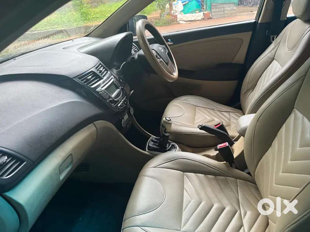 Hyundai Verna Crdi Sx 2012