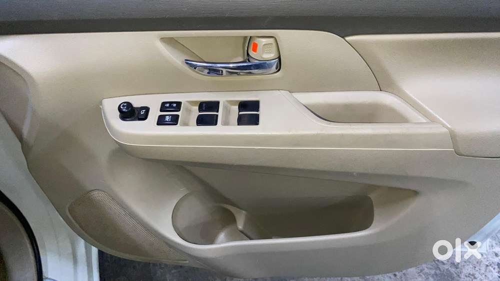 Maruti Suzuki Ertiga 2018-2022 1.4 Vxi Shvs At, 2024, Petrol