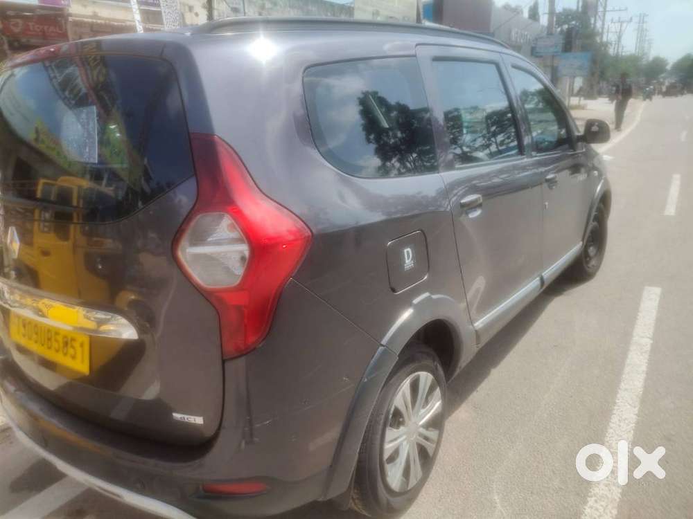 Renult Lodgy Stepway 8seater Top End Model Urgent Sale