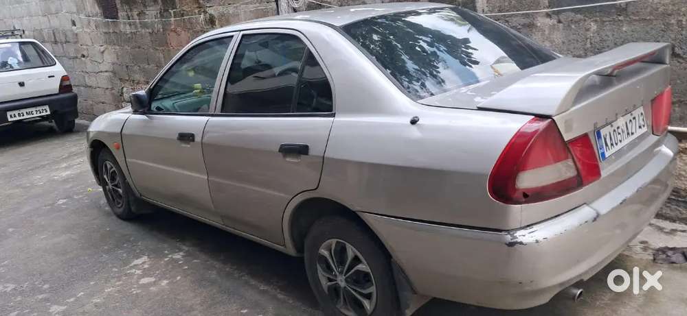 Mitsubishi Lancer 2002 Petrol 145000 Km Driven