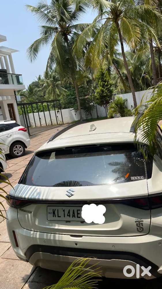 Maruti Suzuki Fronx 2024 Petrol Well Maintained