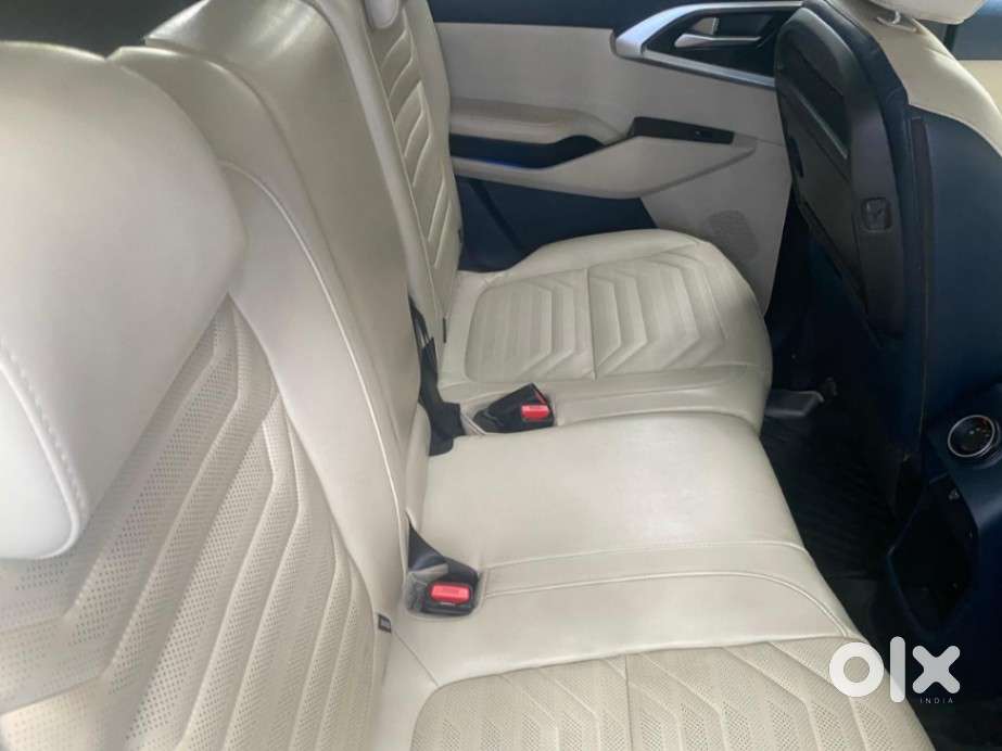 Kia Carens 1.4 Luxury 7 Str, 2022, Petrol