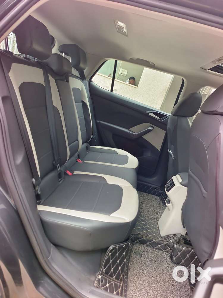 Volkswagen Taigun 1.0 Tsi Topline At, 2025, Petrol