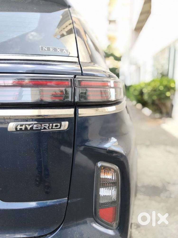 Maruti Suzuki Grand Vitara 1.5 Alpha Plus Intelligent Hybrid Ecvt, 2..