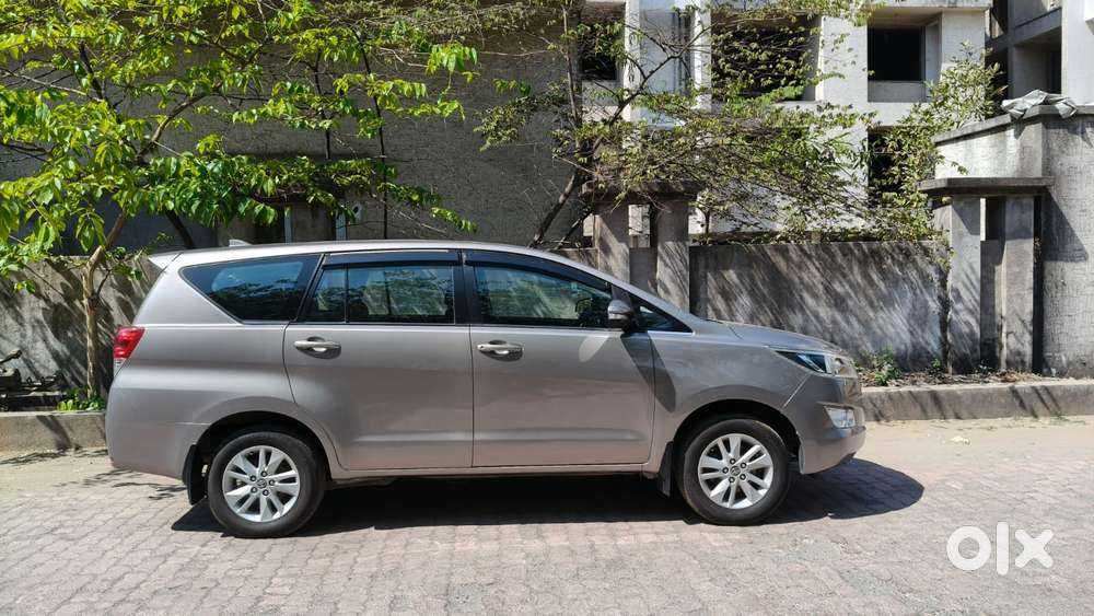 Toyota Innova Crysta 2.4 G Mt, 2017, Diesel