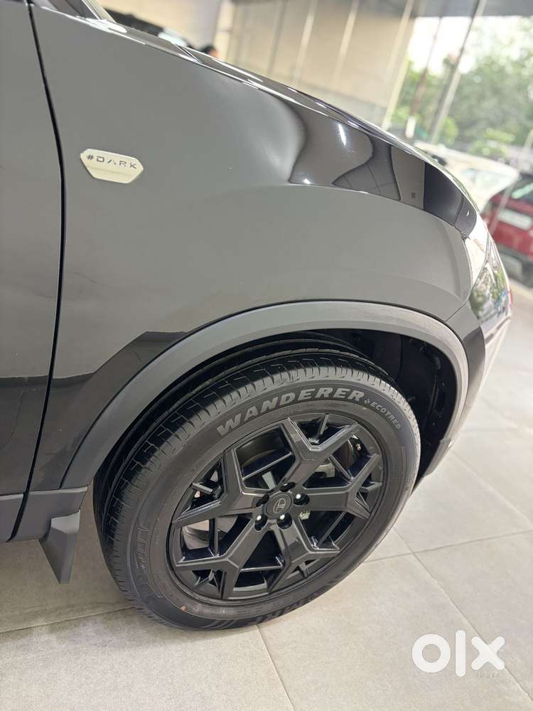 Tata Safari Adventure Plus Dark Edition At, 2026, Diesel