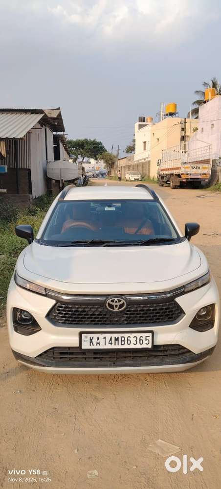 Toyota Urban Cruiser Taisor E 1.2 Petrol Mt, 2024, Petrol