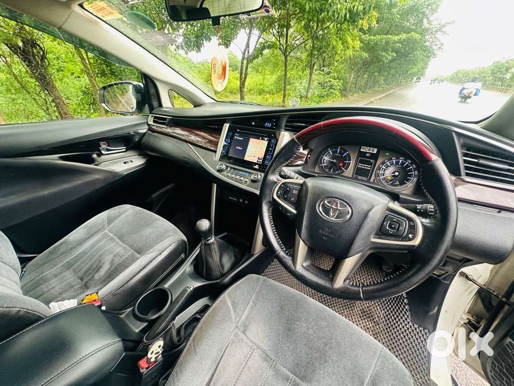 Toyota Innova Crysta [2020-ongoing] 2.4 Vx 8 Str, 2018, Diesel