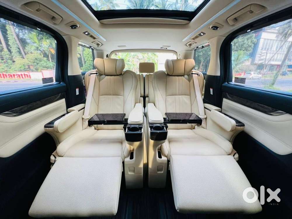 Toyota Vellfire Vip – Executive Lounge, 2021, Petrol