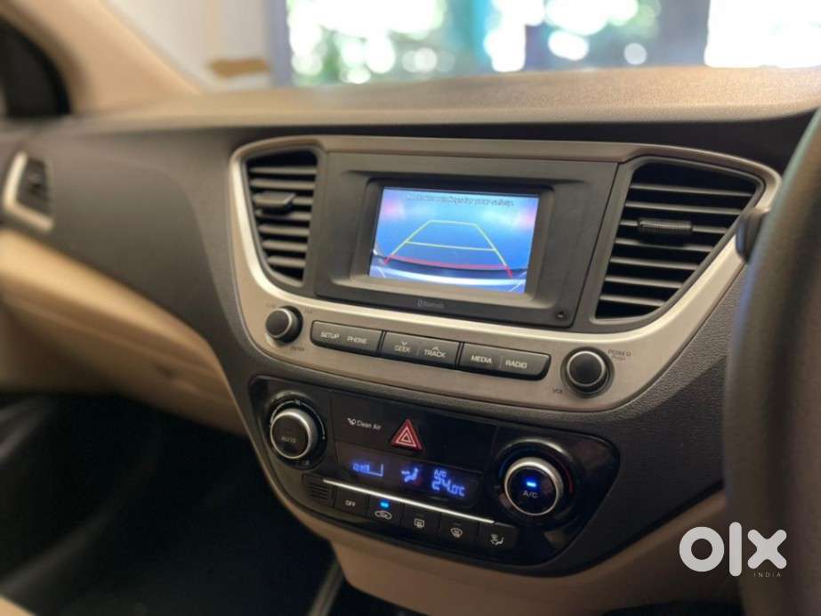 Hyundai Verna Ex 1.6 Vtvt At, 2018, Petrol