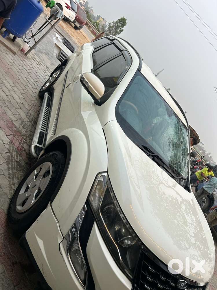 Mahindra Xuv500 2019 Diesel 135000 Km Driven