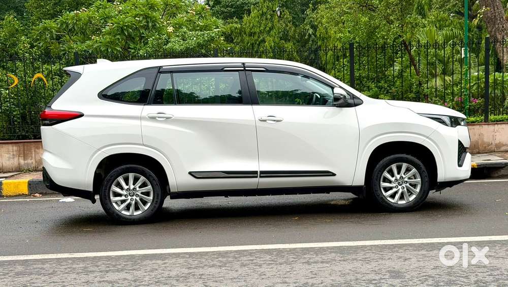 Toyota Innova Hycross 2.0 Gx 7 Str, 2023, Petrol