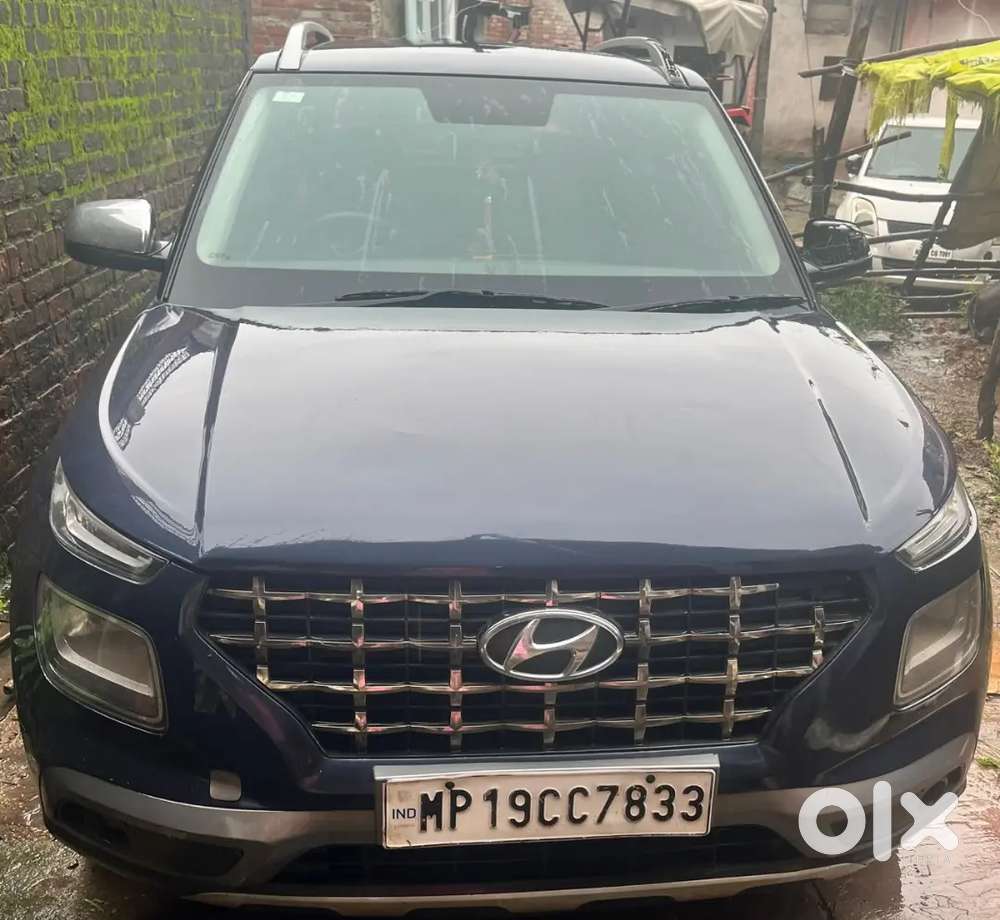 Hyundai Venue 1.2 Petrol 2021 Model