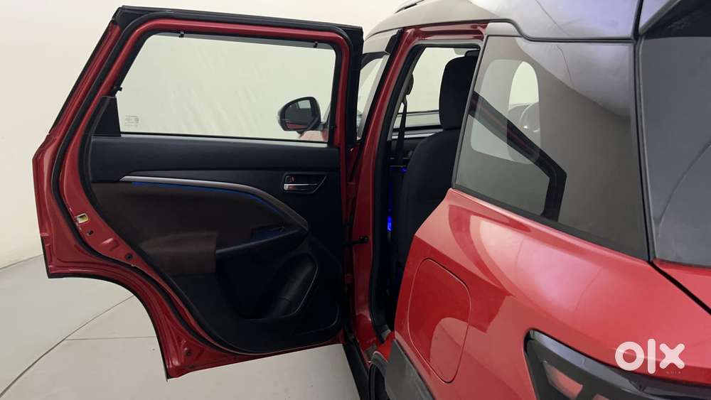 Maruti Suzuki Vitara Brezza 1.5 Zxi Plus At Dual Tone, 2022, Petrol