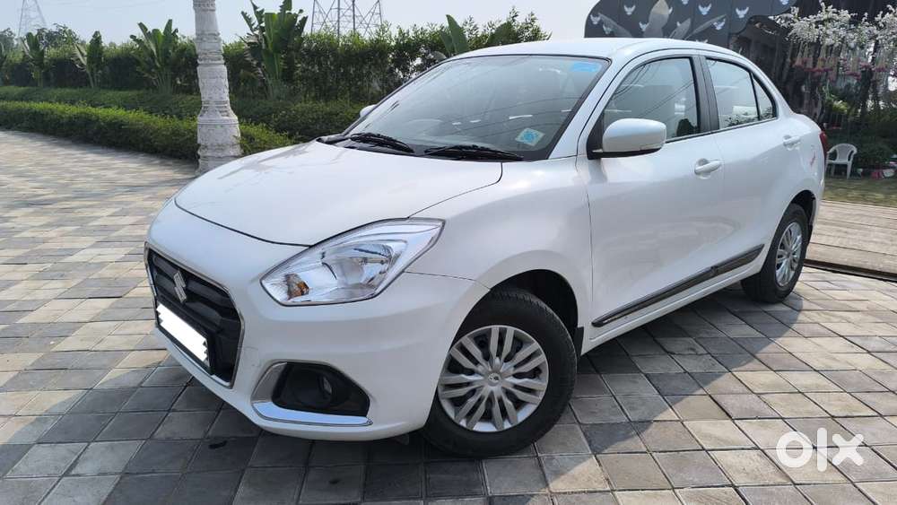 Maruti Suzuki Swift Dzire Vxi(o) Amt, 2022, Petrol
