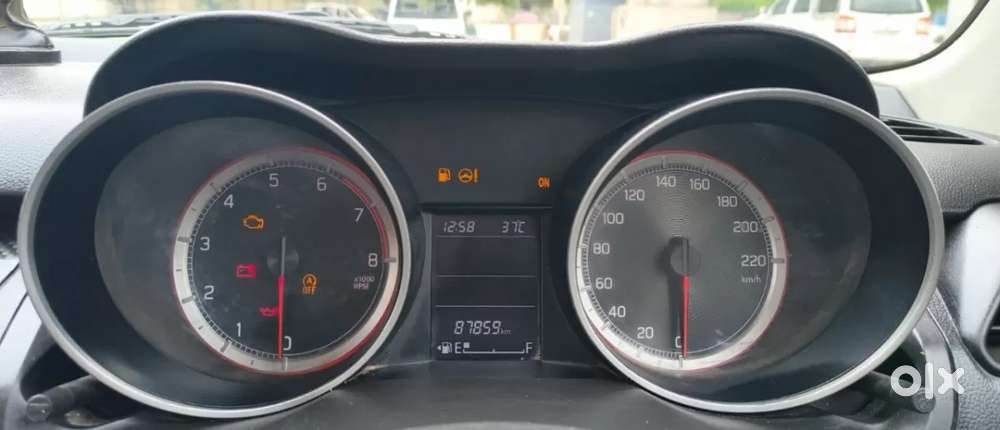 Maruti Suzuki Swift 2018 Vxi, 2022, Petrol