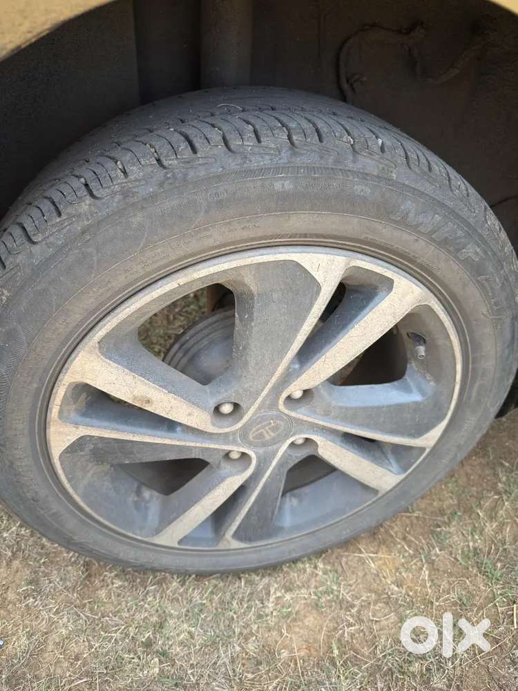 Tata Altroz 2021 Petrol Well Maintained