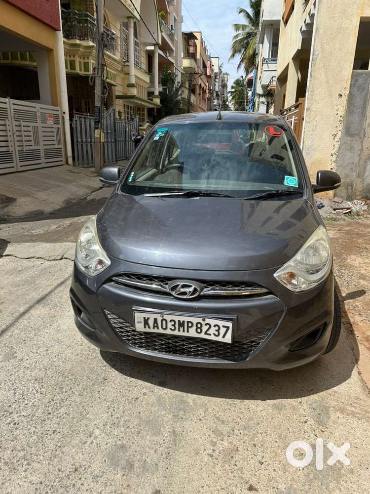 Hyundai I10 Sportz Petrol 2011