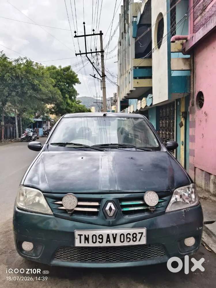 Mahindra Logan Petrol 2007