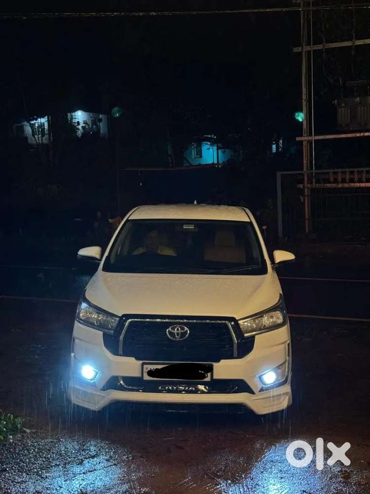 Innova Crysta 2. 4 G 2018