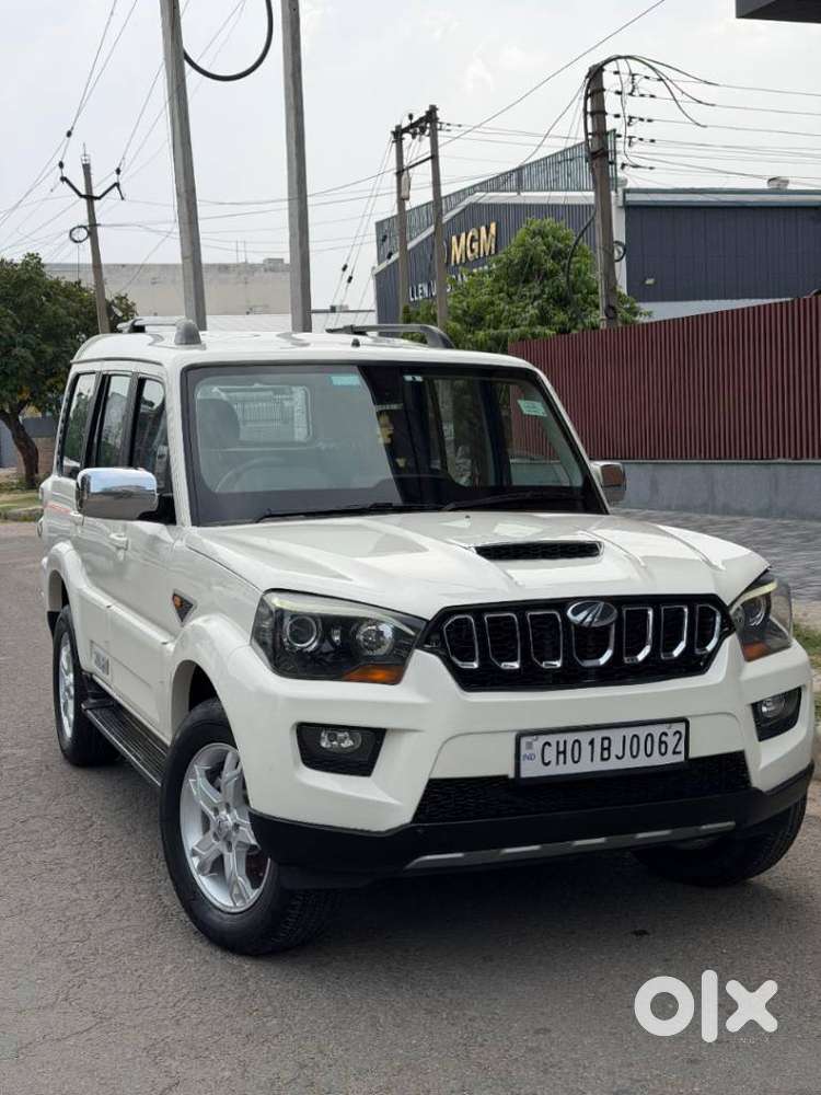 Mahindra Scorpio S10, 2016, Diesel