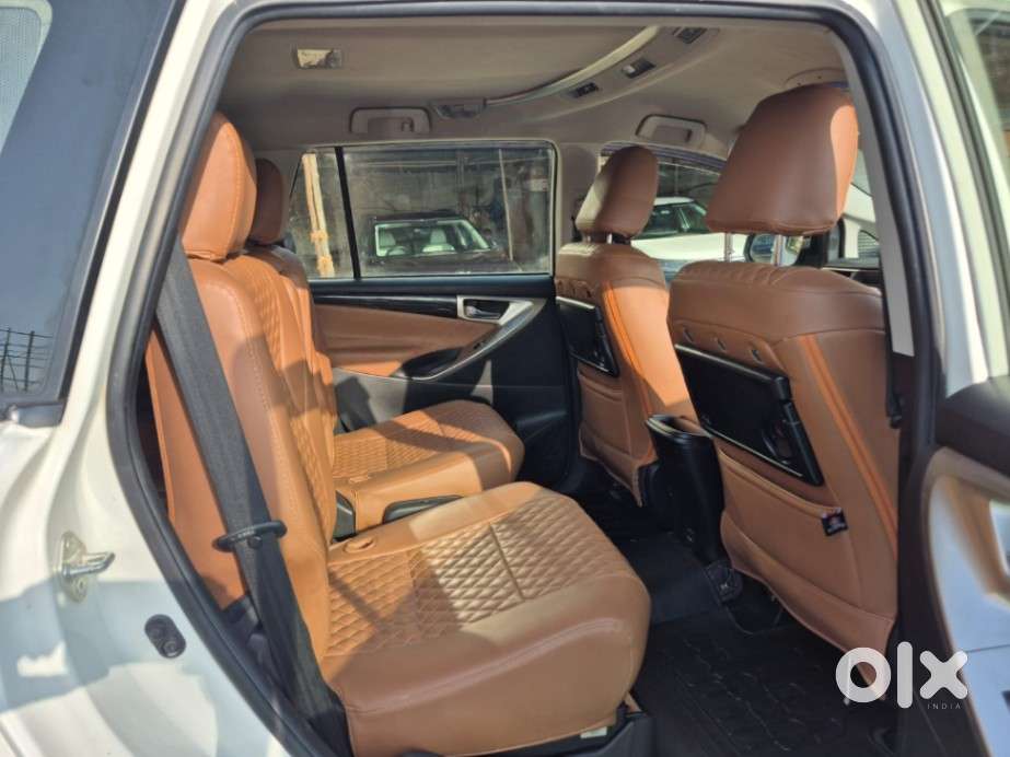 Toyota Innova Crysta